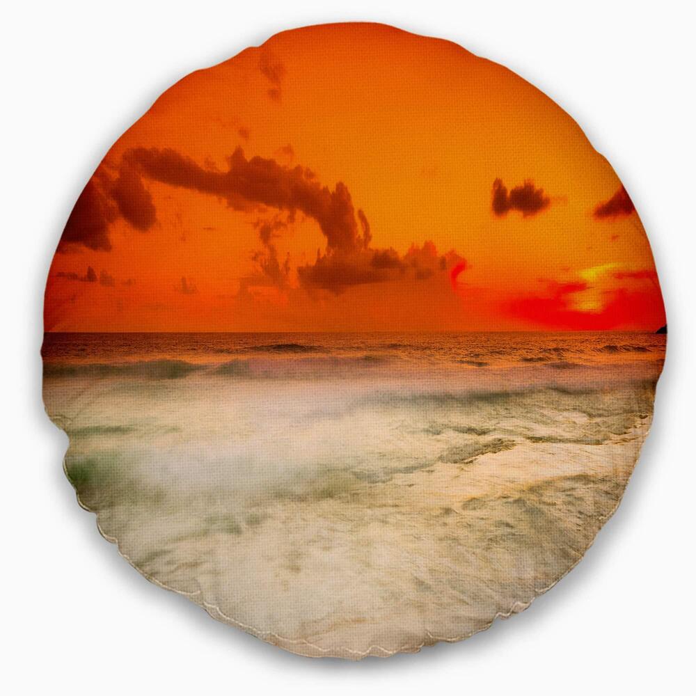1497 Designart Orange Sky and Wide Sandy Beach' Seashore Throw Living Room